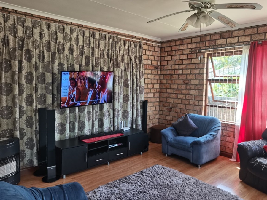 To Let 3 Bedroom Property for Rent in Sherwood Eastern Cape